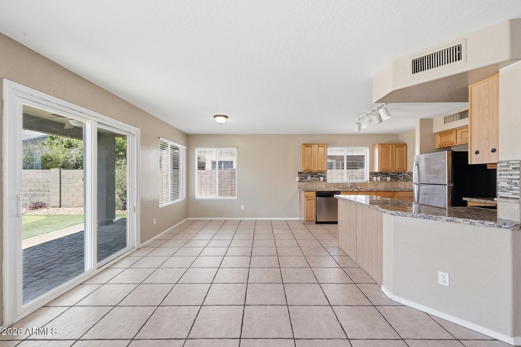 14831 W COLUMBINE Drive, Surprise, AZ 85379 — photo 3