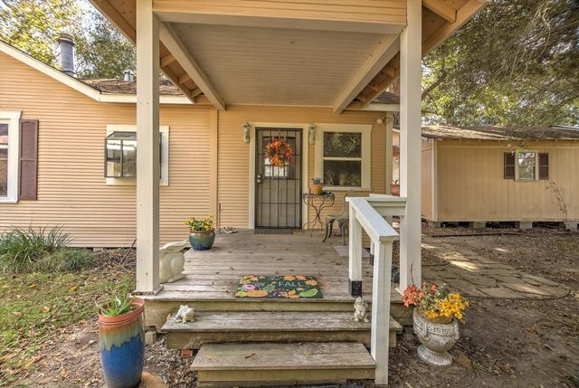 284 County Road 2003 South S, Liberty, TX 77575