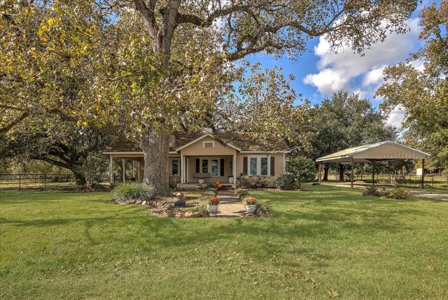 284 County Road 2003 South S, Liberty, TX 77575