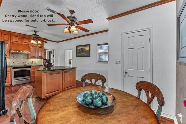 284 County Road 2003 South S, Liberty, TX 77575