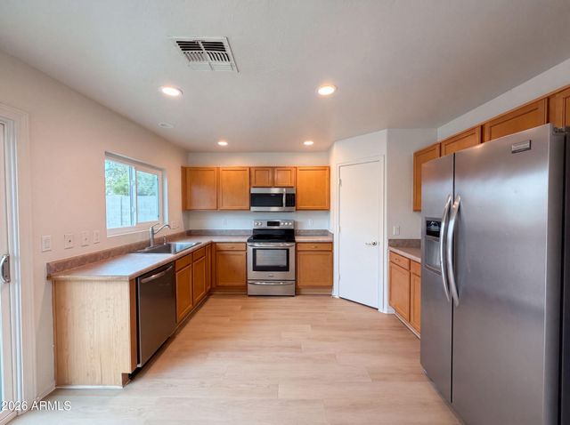 198 N 222ND Drive, Buckeye, AZ 85326