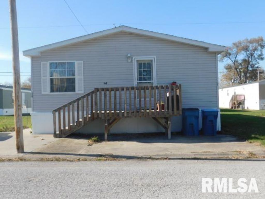 120 W 7TH Street, Coal Valley, IL 61240