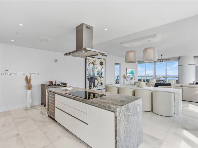 700 NE 26th Ter 4203, Miami, FL 33137