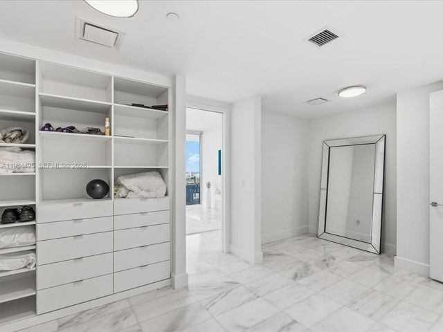 700 NE 26th Ter 4203, Miami, FL 33137