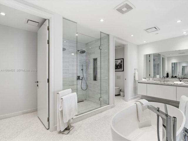 700 NE 26th Ter 4203, Miami, FL 33137