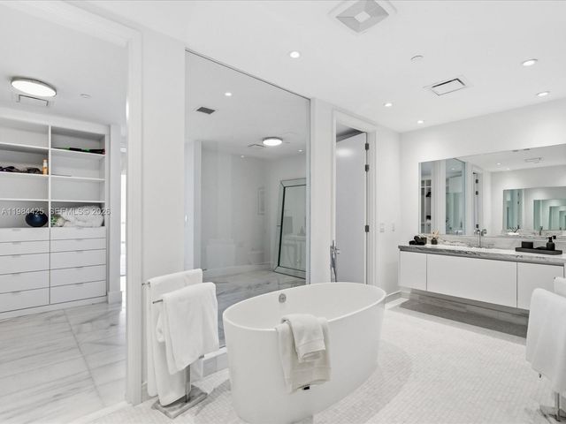 700 NE 26th Ter 4203, Miami, FL 33137