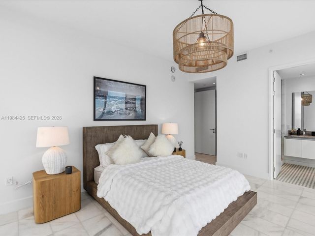 700 NE 26th Ter 4203, Miami, FL 33137