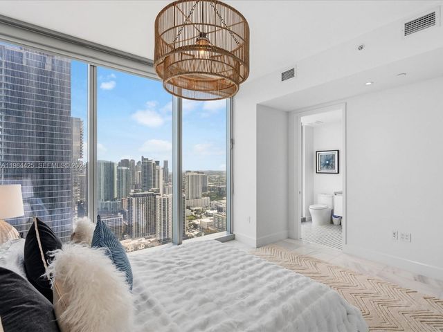 700 NE 26th Ter 4203, Miami, FL 33137