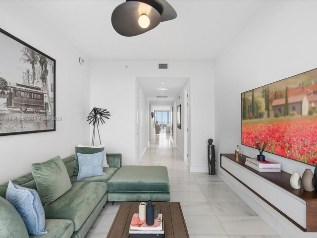 700 NE 26th Ter 4203, Miami, FL 33137