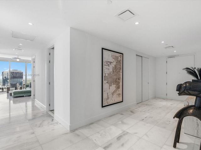 700 NE 26th Ter 4203, Miami, FL 33137