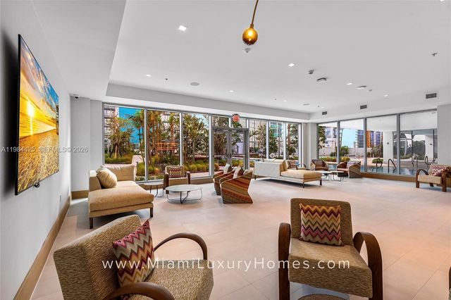 700 NE 26th Ter 4203, Miami, FL 33137