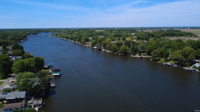 5129 E Shady Point Drive, Monticello, IN 47960