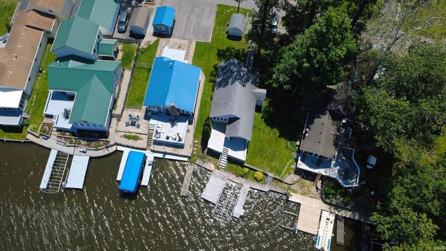 5129 E Shady Point Drive, Monticello, IN 47960