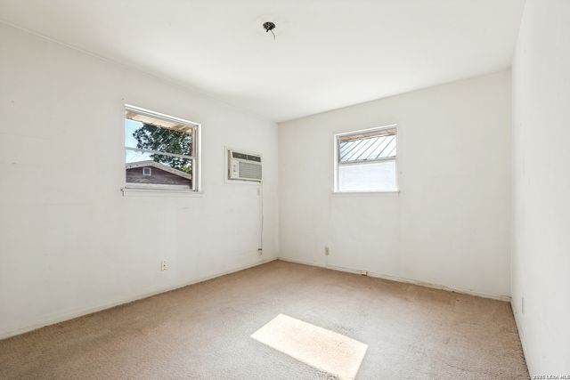 1207 HAMMOND AVE, San Antonio, TX 78210