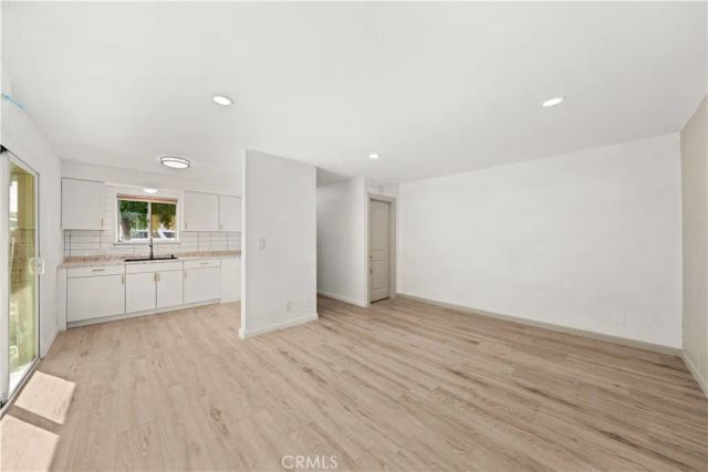 2121 Down, Riverside, CA 92507