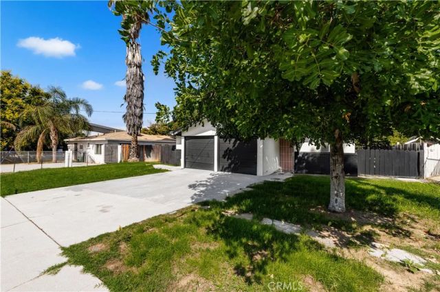 2121 Down, Riverside, CA 92507