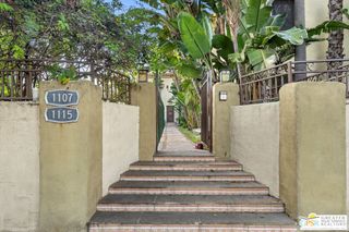 1115 S Ogden Drive 1/2, Los Angeles, CA 90019