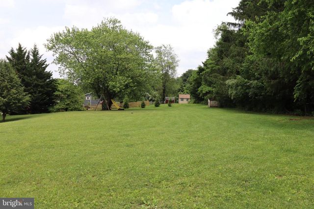 49 VALLEY VIEW DR, Hanover, PA 17331