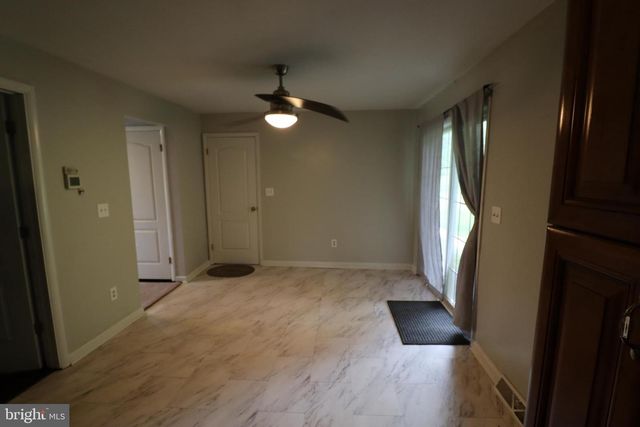 49 VALLEY VIEW DR, Hanover, PA 17331