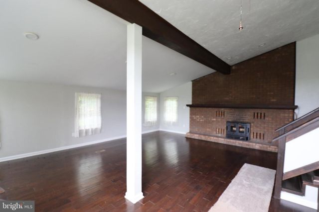 49 VALLEY VIEW DR, Hanover, PA 17331