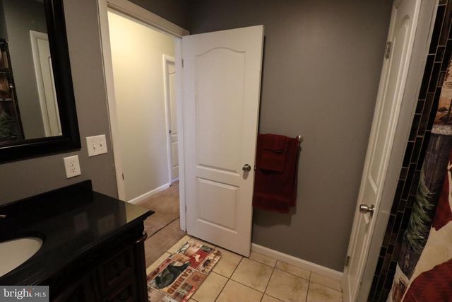 49 VALLEY VIEW DR, Hanover, PA 17331