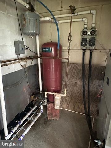 49 VALLEY VIEW DR, Hanover, PA 17331