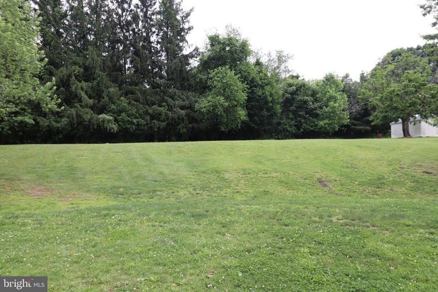 49 VALLEY VIEW DR, Hanover, PA 17331