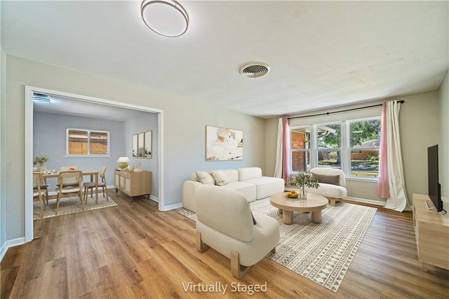 429 Montclair Dr, Corpus Christi, TX 78412