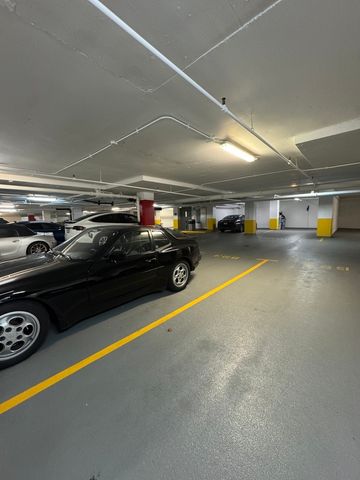 405 N Wabash Avenue B93, Chicago, IL 60611