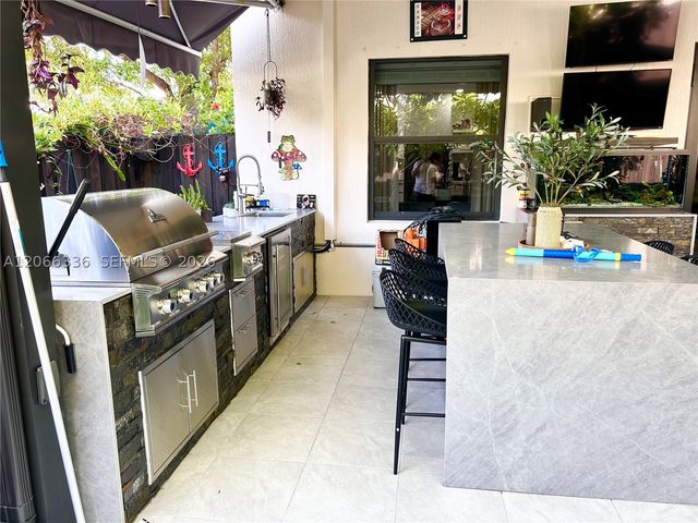 17506 SW 153rd Ct, Miami, FL 33187