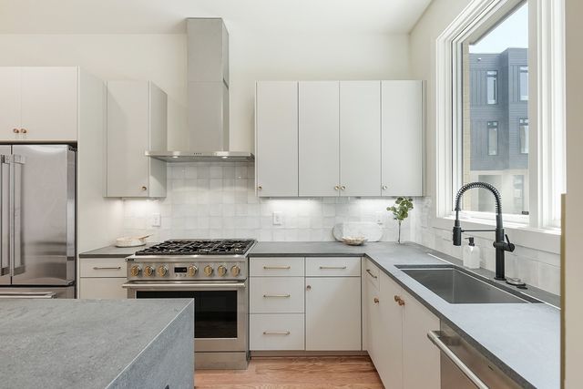 1721 6th Ave N Unit 1, Nashville, TN 37208