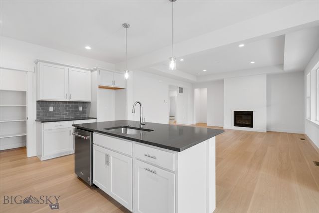 1518 Cyril Way, Belgrade, MT 59714