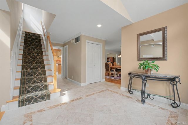 131 Eleanor Drive, Mahopac, NY 10541