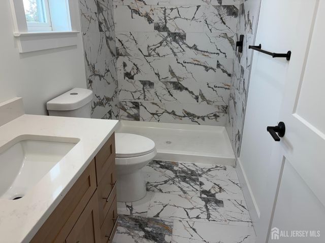 122 Arthur Avenue, Colonia, NJ 07067