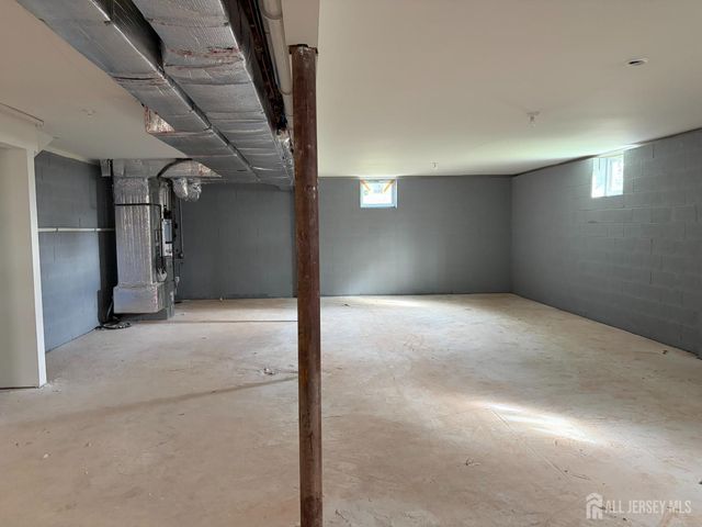 122 Arthur Avenue, Colonia, NJ 07067