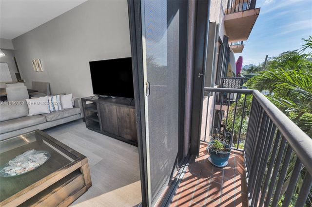 8816 Collins Ave 206, Surfside, FL 33154