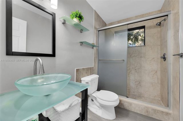 8816 Collins Ave 206, Surfside, FL 33154