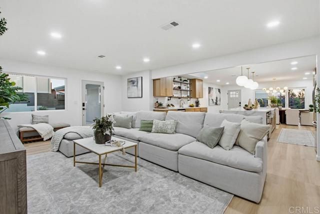 3880 Adams Street, Carlsbad, CA 92008