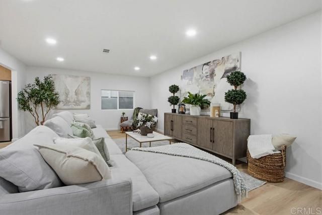 3880 Adams Street, Carlsbad, CA 92008