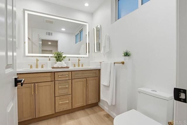 3880 Adams Street, Carlsbad, CA 92008