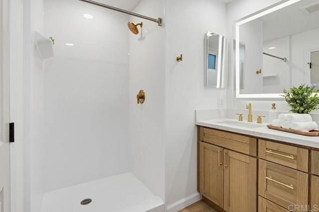 3880 Adams Street, Carlsbad, CA 92008