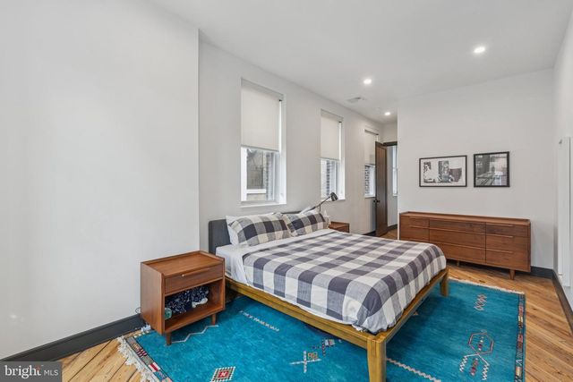 207 S 24TH ST, Philadelphia, PA 19103