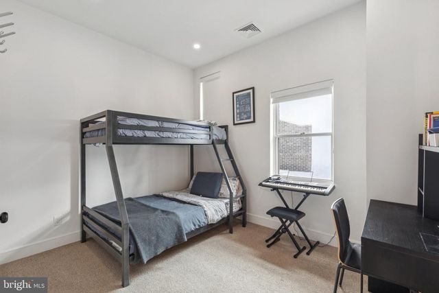 207 S 24TH ST, Philadelphia, PA 19103