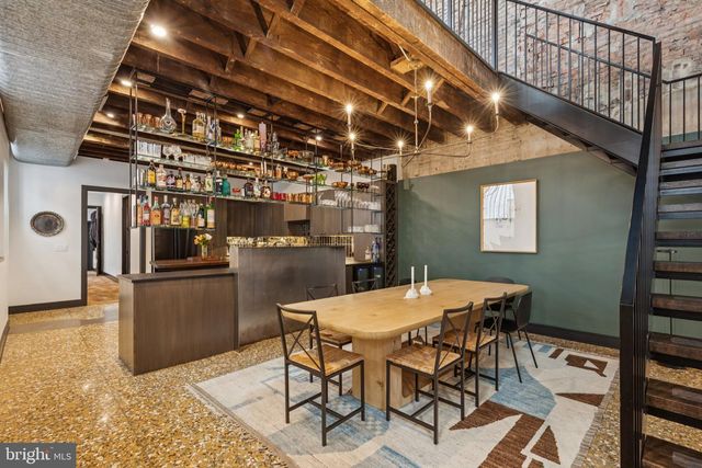 207 S 24TH ST, Philadelphia, PA 19103