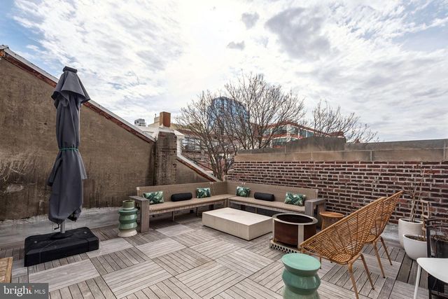 207 S 24TH ST, Philadelphia, PA 19103