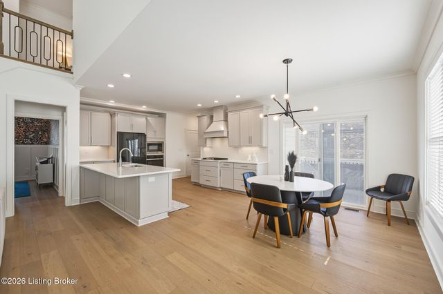 17605 Fox Spring Way, Louisville, KY 40245