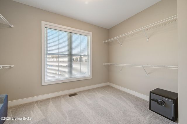 17605 Fox Spring Way, Louisville, KY 40245