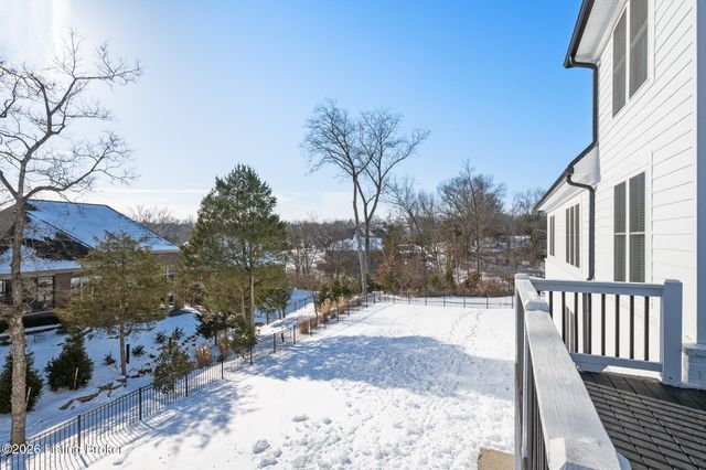 17605 Fox Spring Way, Louisville, KY 40245