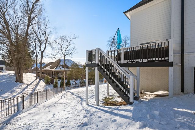 17605 Fox Spring Way, Louisville, KY 40245