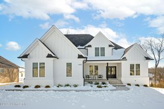 17605 Fox Spring Way, Louisville, KY 40245